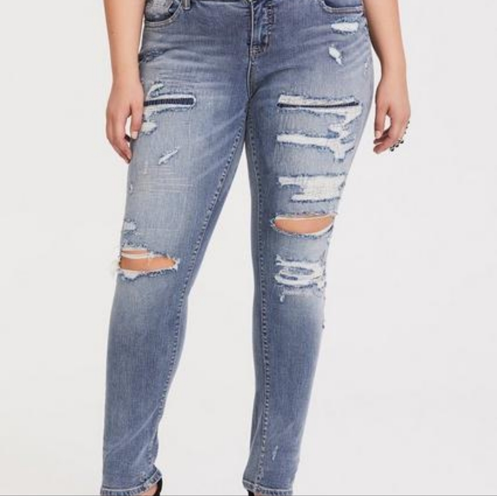 Torrid distressed Medium Wash Ripped Vintage Boyfriend Jeans Slim Straight Leg